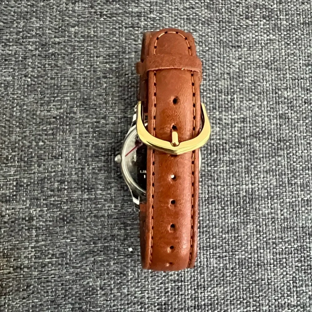 Fossil Vintage Santabear Watch 1994 Ten Years Brown Band Silver Gold NO BATTERY